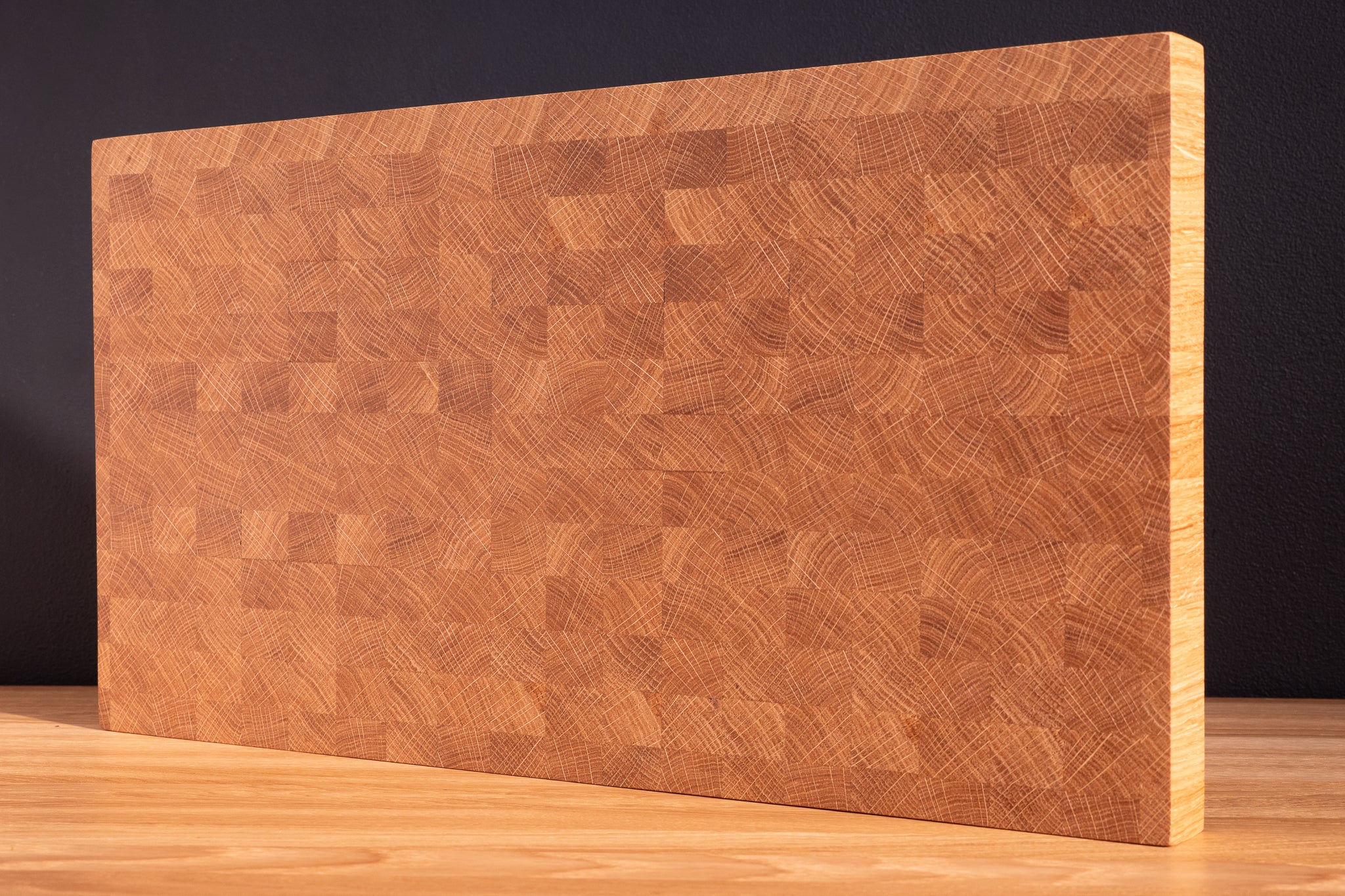 Dębowa deska sztorcowa do krojenia. Z Kolekcji "Frakt"